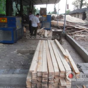 貴州遵義鋸杉木加工現(xiàn)場25機